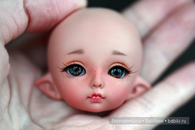 pukifee Zoe tan
