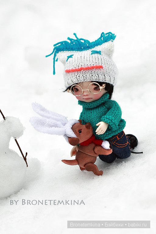 Irrealdoll Enyo, Ino, Bronetemkina