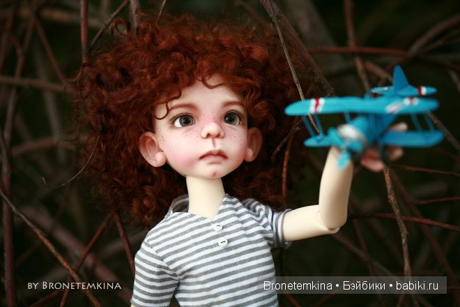 Maurice, Kaye Wiggs, Bronetemkina