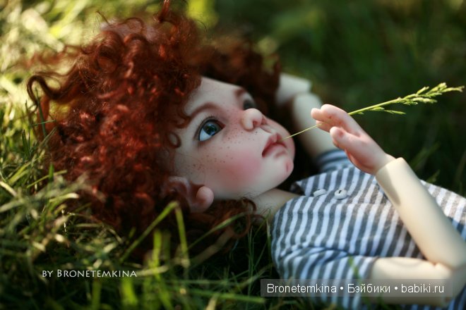 Maurice, Kaye Wiggs, Bronetemkina