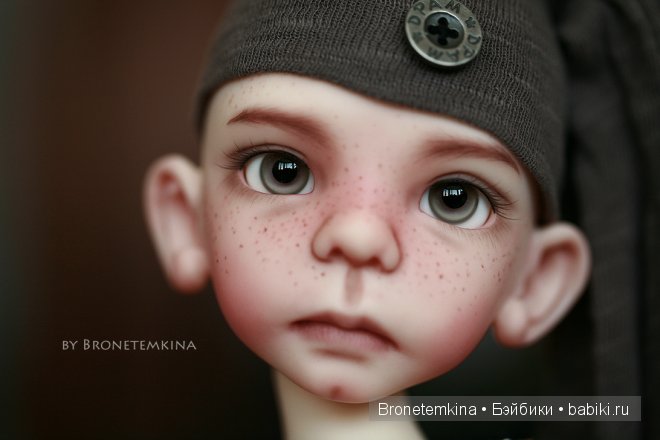 Maurice, Kaye Wiggs, Bronetemkina