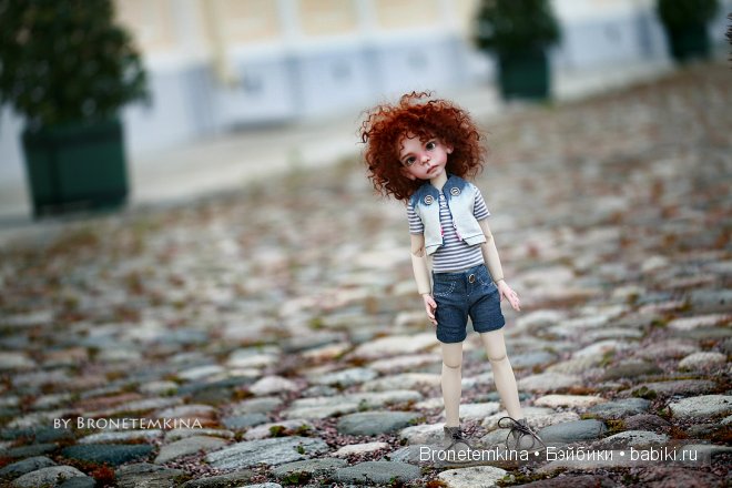 Saint-Petersburg, Bronetemkina, Maurice, Kaye Wiggs