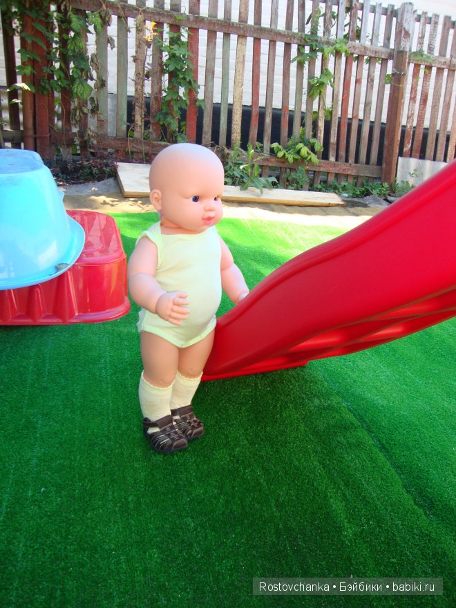 Ясельная группа на прогулке (фото 6)