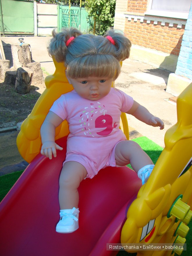 Ясельная группа на прогулке (фото 10)