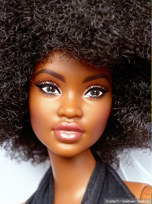 Сказ о темнокожих барби, или всё начиналось просто с портрета