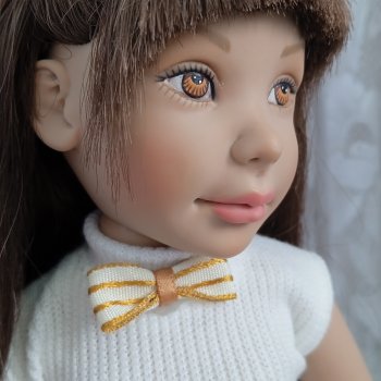 Моя LeeAnn:  Лерочка одевается гулять