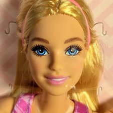 Барби безграничные движения йога Милли