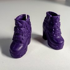 Ботинки от Наследниц Хасбро