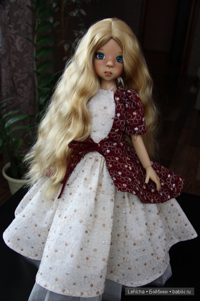 Лайла в новом образе Layla от Kaye Wiggs