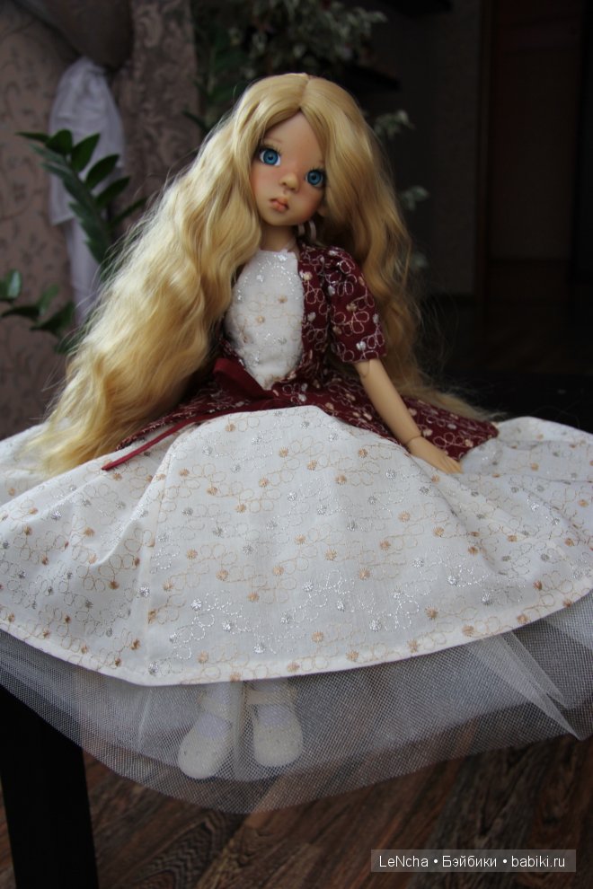 Лайла в новом образе Layla от Kaye Wiggs