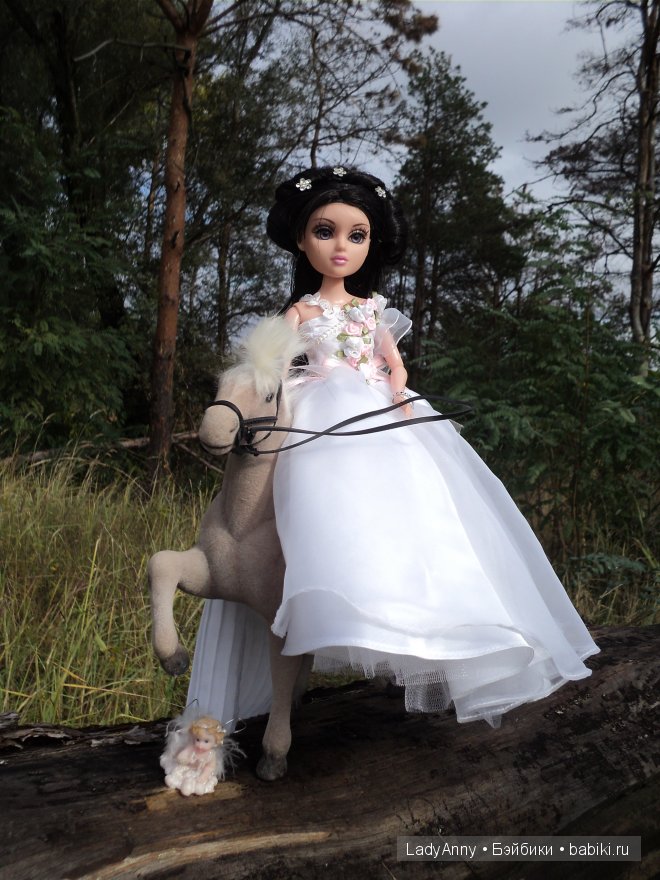 Moxie Teens Tristen. Белла в образе невесты (фото 9)