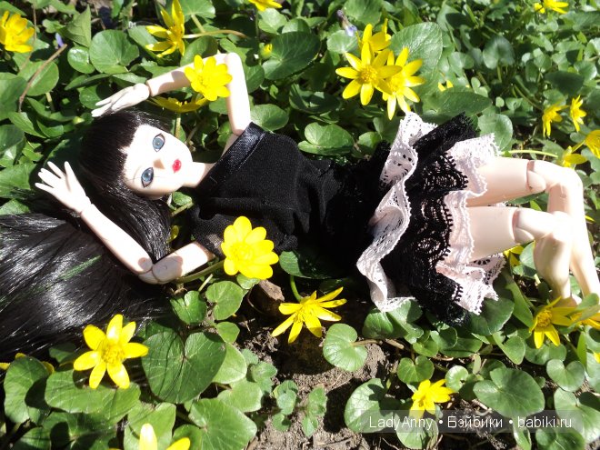 Весенние деньки | Бэйбики Весенние деньки — Куклы Bratz (Братц) и Moxie Girlz: MGA (фото 2)