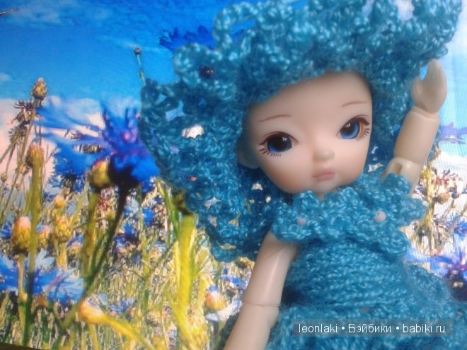 васильковаое платье