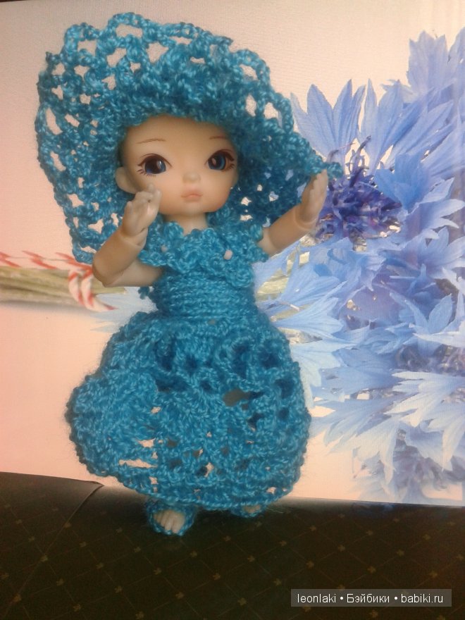 васильковаое платье