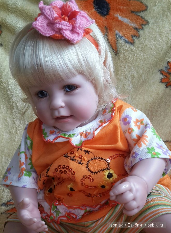 Лучик солнца. Первое знакомство с куклой Адорой