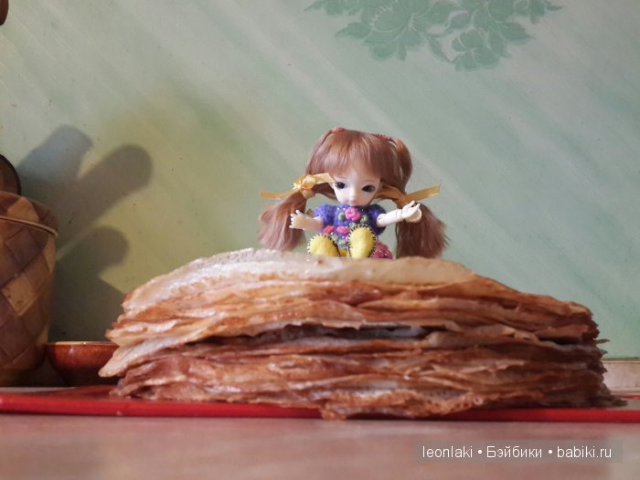 С Масленицей — Худжики