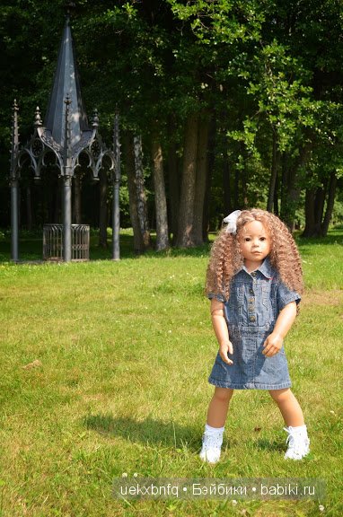 Прогулка по парку Александрия, Петергоф. Дженни от Heidi Plusczok