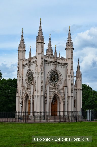 Прогулка по парку Александрия, Петергоф. Дженни от Heidi Plusczok