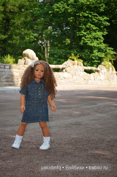 Прогулка по парку Александрия, Петергоф. Дженни от Heidi Plusczok