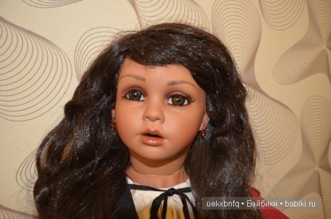 Еще одна Красная Шапочка. Фарфоровая кукла Juanita Montoya (фото 4)