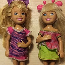 Две сестренки Челси в одни руки