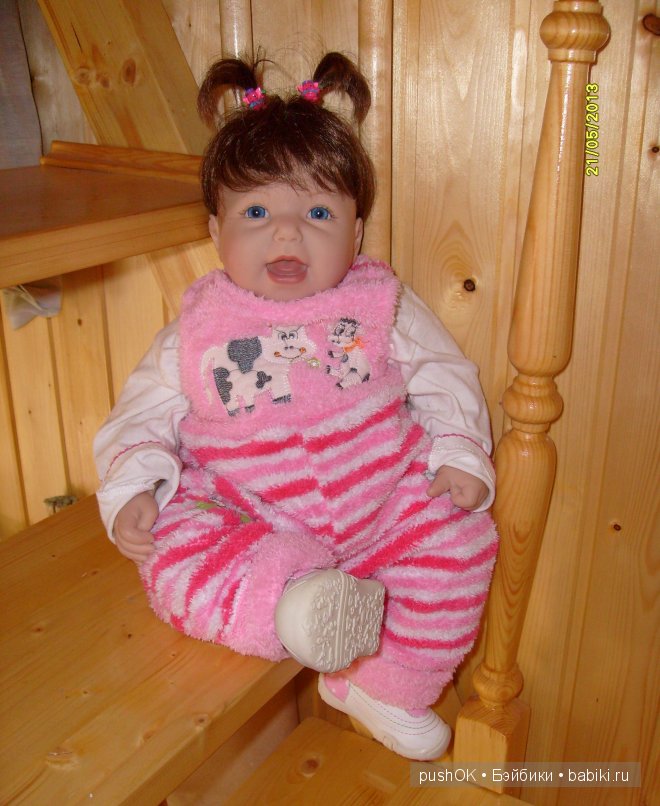 Аришка от Lee Middleton на даче