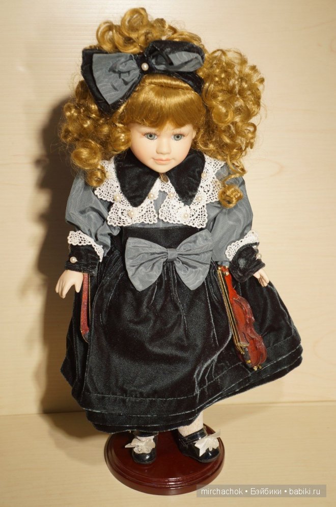 Урок игры на скрипке — Коллекционные куклы разных авторов (Разное): редкие бренды