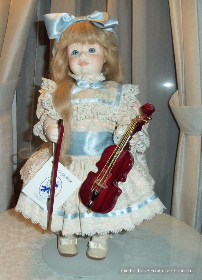 Урок игры на скрипке — Коллекционные куклы разных авторов (Разное): редкие бренды
