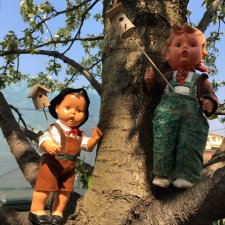 Весенние цветы и... скворечники! Или один день из жизни сорванцов Goebel