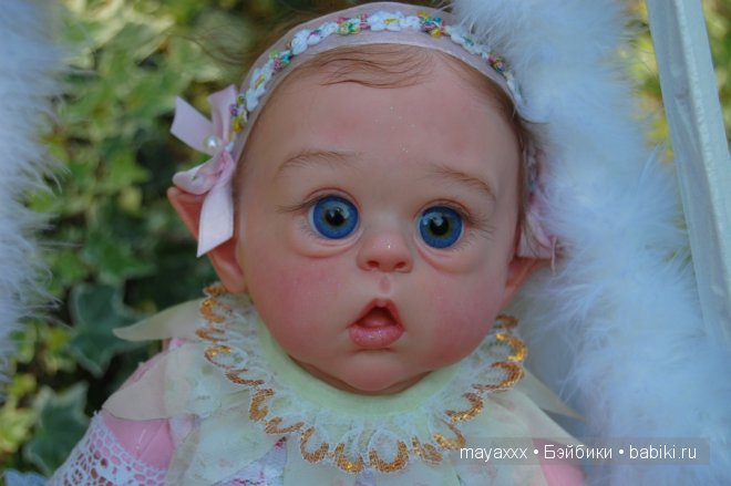 Маленькая дюймовочка Офелия и малышка реборн Бэйлей