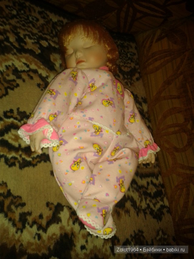 Фарфоровая кукла - малышка сплюшечка (фото 5)
