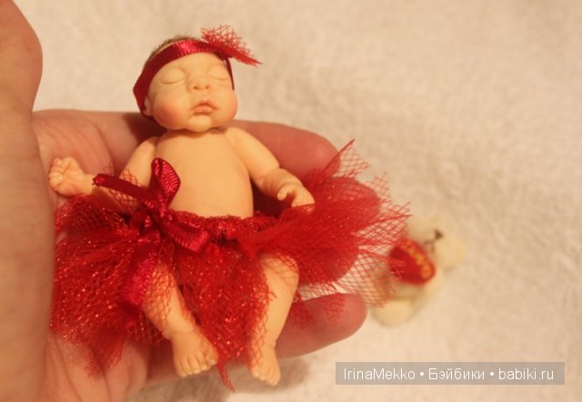 Ирина Мекко, Fimo Puppen, спящий малыш, девочка в юбочке, пачка, малыш из пластики, авторская кукла