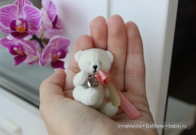 Авторская игрушка Ирины Мекко, мини-мишка