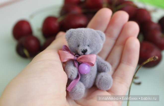 Авторская игрушка Ирины Мекко, мини-мишка