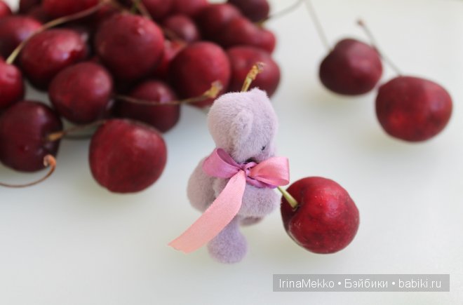 Авторская игрушка Ирины Мекко, мини-мишка