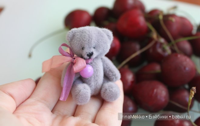 Авторская игрушка Ирины Мекко, мини-мишка
