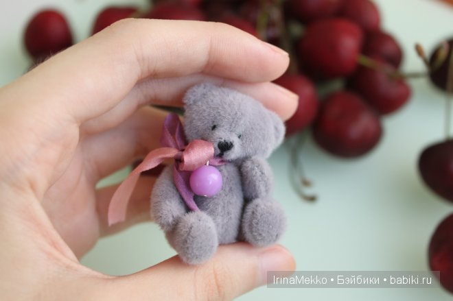 Авторская игрушка Ирины Мекко, мини-мишка