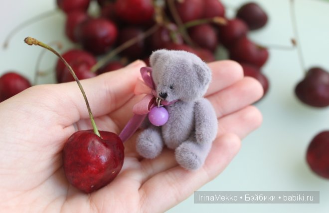Авторская игрушка Ирины Мекко, мини-мишка