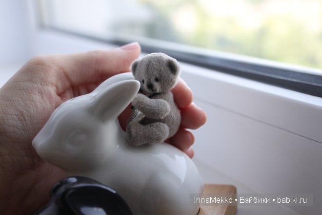 Авторская игрушка Ирины Мекко, мини-мишка