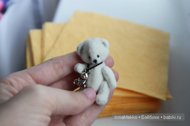 Авторская игрушка Ирины Мекко, мини-мишка
