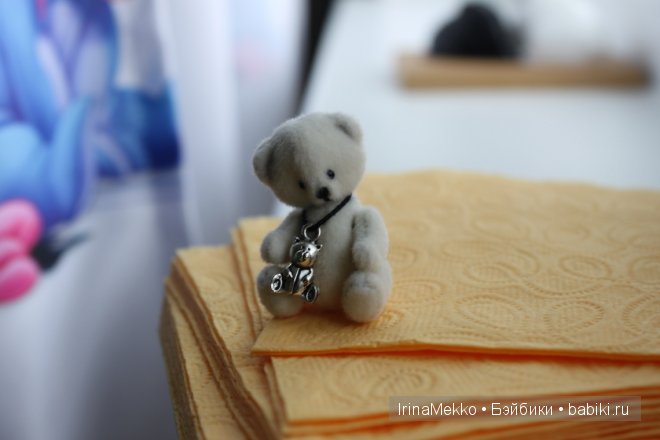 Авторская игрушка Ирины Мекко, мини-мишка