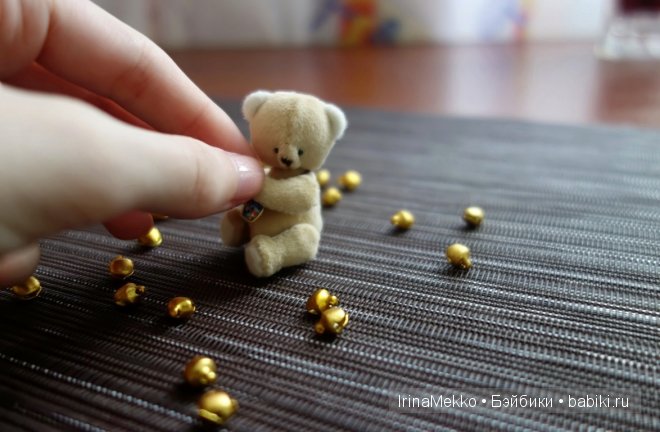 Авторская игрушка Ирины Мекко, мини медвежонок