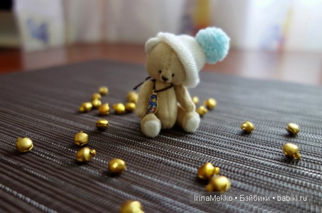 Авторская игрушка Ирины Мекко, мини медвежонок