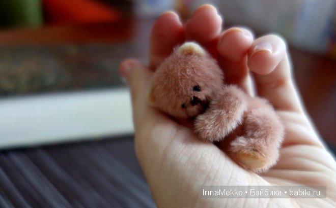 Авторская игрушка Ирины Мекко, мини медвежонок