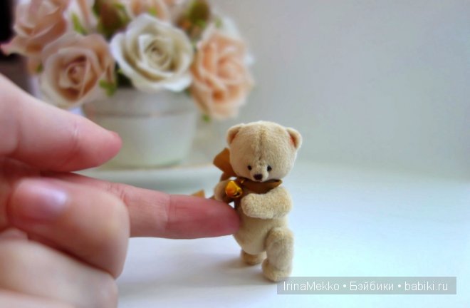 Авторская игрушка Ирины Мекко, мини медвежонок