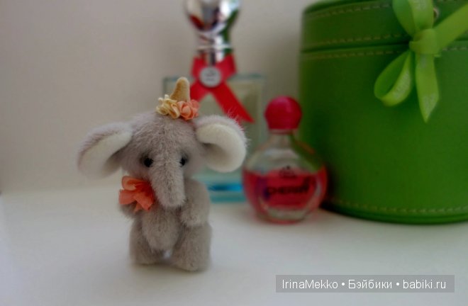 Авторская игрушка Ирины Мекко, мини слоник