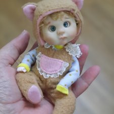 Катюша. Авторская куколка на шарнирном теле.