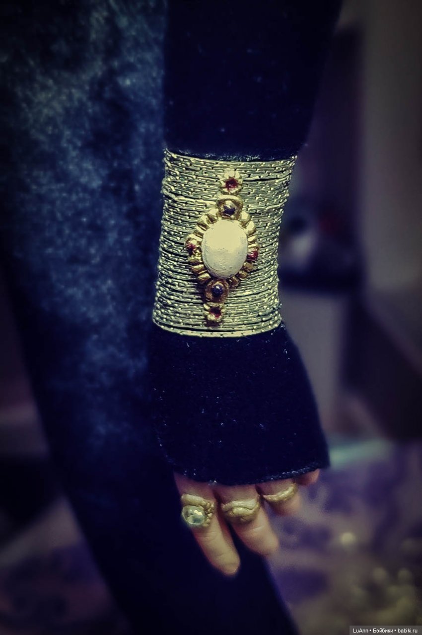 Милен 45 см, образ из концертного тура 2019