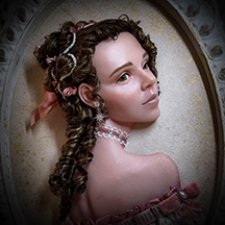 "Энн" барельеф