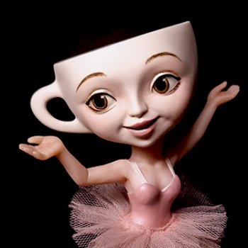 слепила дочке балерину капучино на ДР :)